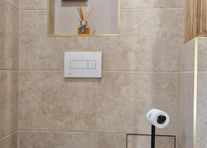 Le Domaine De Mateline La Maisonnette بيت للعطل *