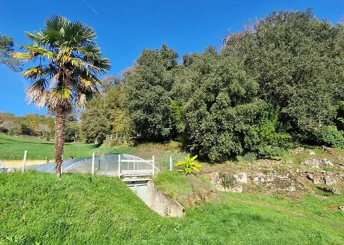 Le Domaine De Mateline La Maisonnette بيت للعطل